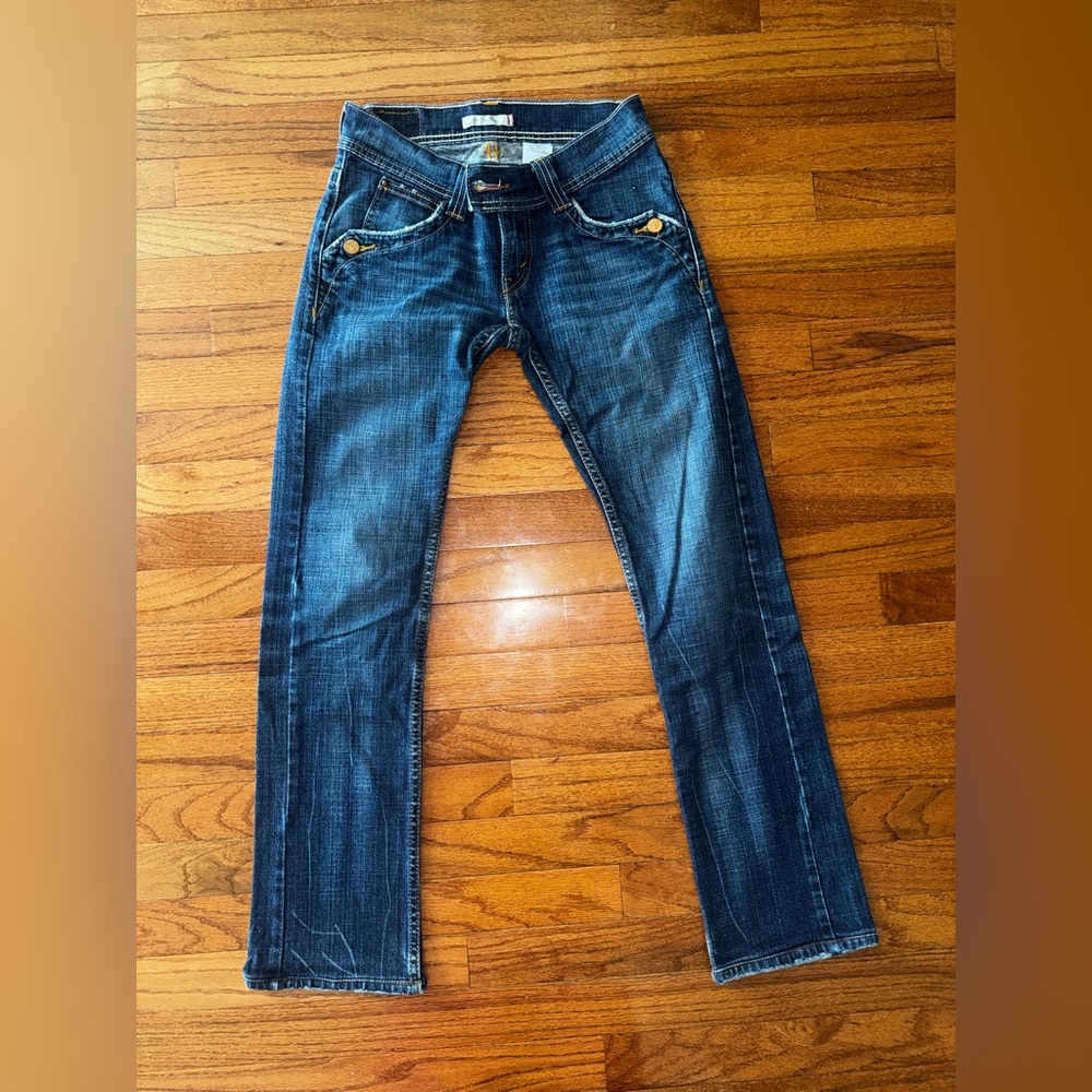 Levi's Vintage Low-Rise Women's Indigo Straight-Leg Jeans